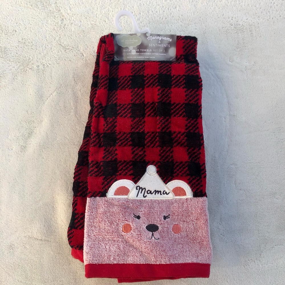 Christmas NWT Buffalo Check Mama Papa Bear Hand Towel Set